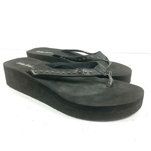 Caribbean Cartel Women’s Sz 9 Black Thong 2” Heel Sandals